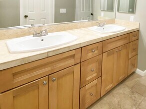 18 Vía Esperanza in Rancho Santa Margarita, CA - Building Photo - Building Photo