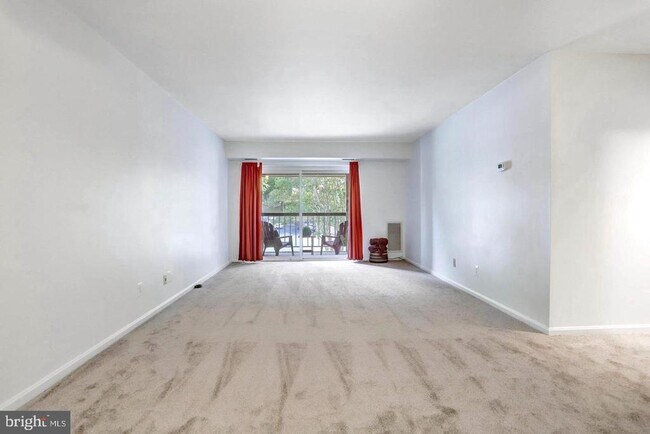 property at 5912 Cove Landing Rd