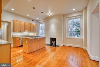 509 Cathedral St in Baltimore, MD - Building Photo - Building Photo