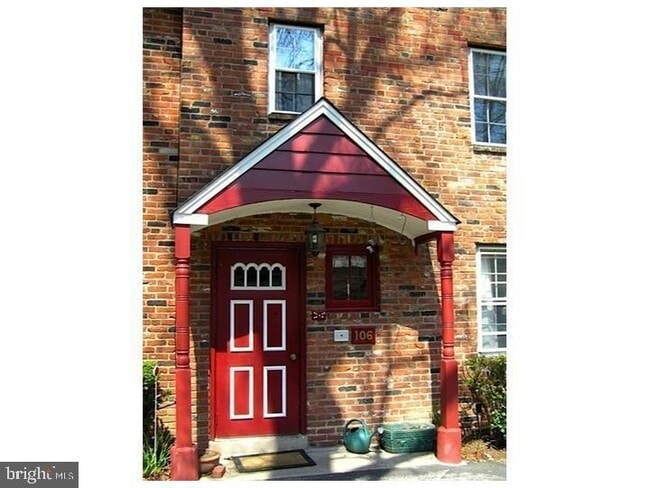 property at 108 N Roberts Rd