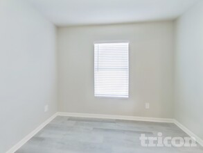 15673 Briar Frst Dr in Cut And Shoot, TX - Building Photo - Building Photo