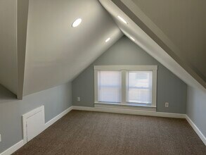 2268 Jefferson Ave in Cincinnati, OH - Building Photo - Building Photo