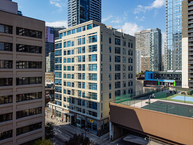 563 Yonge St E in Toronto, ON - Building Photo - Building Photo