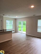 1365 Tan Tara Trl in Jacksonville, FL - Building Photo - Building Photo