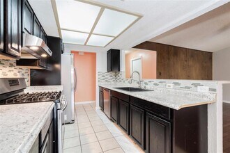 4700 Franklin Park Dr in Austin, TX - Building Photo - Building Photo