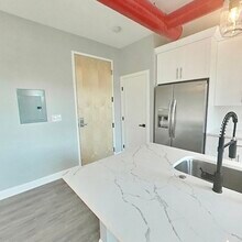 15 Oak St in Needham, MA - Building Photo - Building Photo