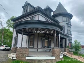 145 Union St, Unit 11 in Bangor, ME - Building Photo - Building Photo