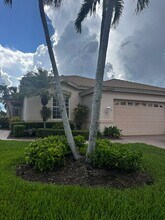 16460 Edgemont Dr in Ft. Myers, FL - Building Photo - Building Photo