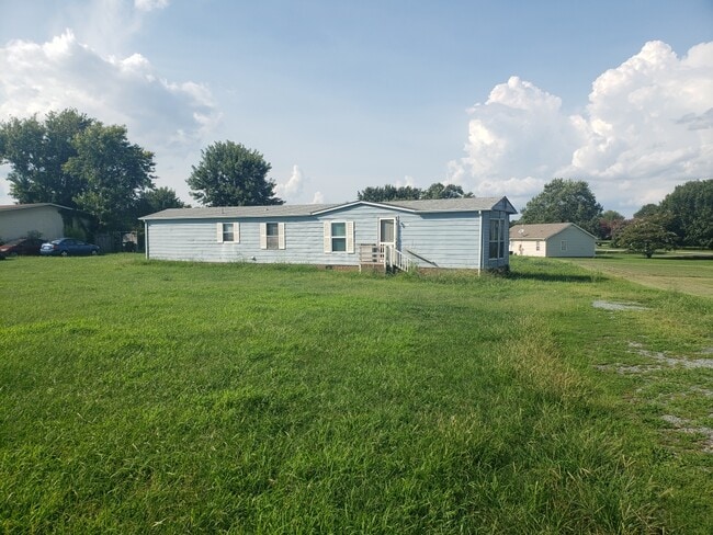 property at 5006 Willow Run Dr