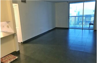 1670 Bay Rd-Unit -6B in Miami Beach, FL - Building Photo - Building Photo