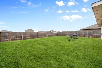 18950 Panzini Dr in New Caney, TX - Building Photo - Building Photo