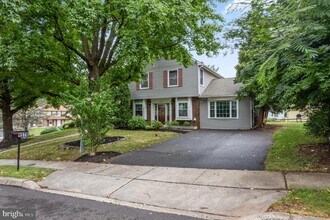 1578 Yeakel Way in Lansdale, PA - Building Photo - Building Photo