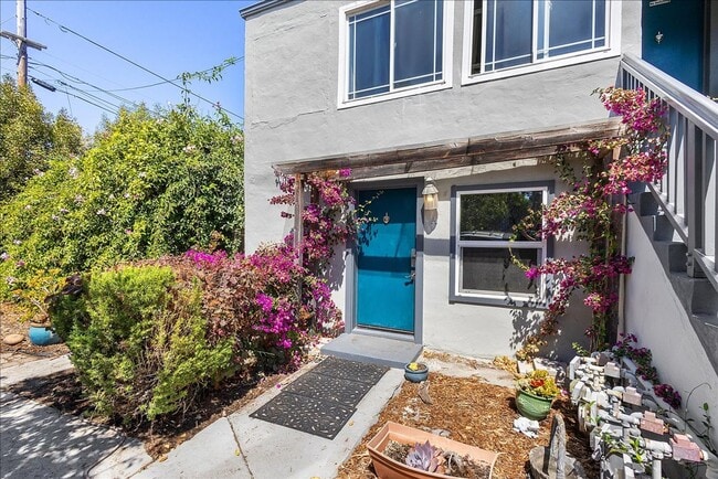 1823 Pacific Ave in Alameda, CA - Building Photo - Building Photo