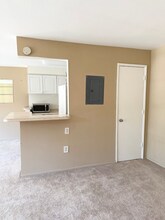 12 S Van Dorn St in Alexandria, VA - Foto de edificio - Building Photo