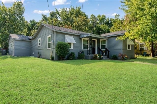 660 16th NE in Paris, TX - Building Photo