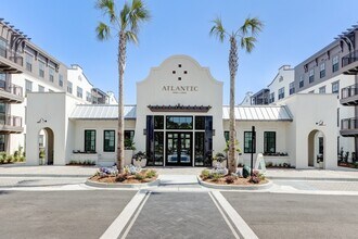 Atlantic Nowell Creek in Daniel Island, SC - Foto de edificio - Building Photo