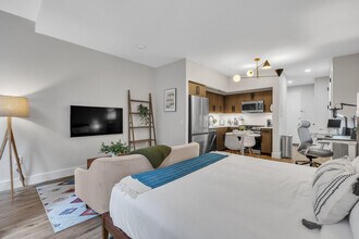 95 Wall St in New York, NY - Building Photo - Building Photo