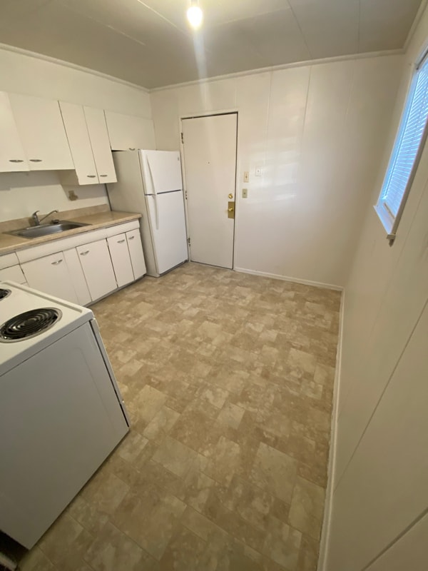 211 N 16th Ave in Yakima, WA - Building Photo - Building Photo