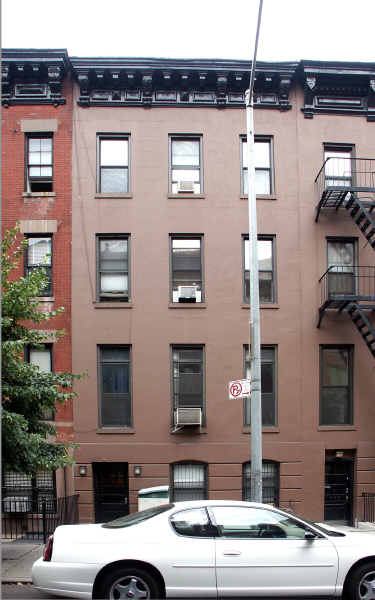 337 E 82nd St in New York, NY - Building Photo