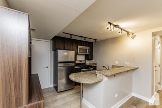 1912 N Lincoln Ave in Chicago, IL - Building Photo - Building Photo