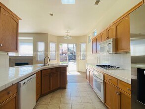 2916 Roberts Ave in Clovis, CA - Building Photo - Building Photo