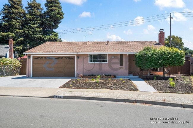 property at 666 Bluefield Ln