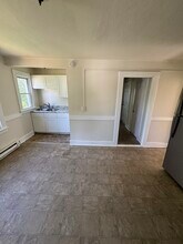 57 Rhodes St in New Britain, CT - Building Photo - Building Photo