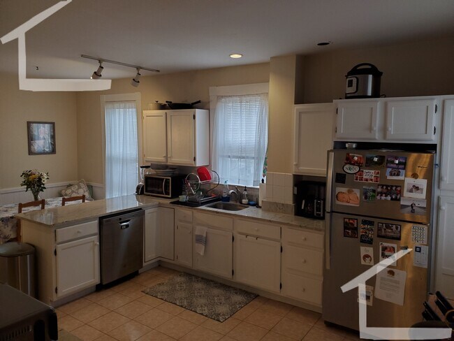 21 Bennett St, Unit 1 in Boston, MA - Building Photo - Building Photo