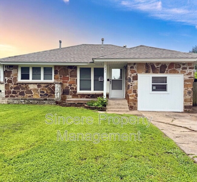 property at 220 E Key Blvd