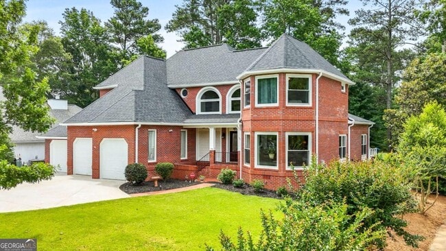 114 Greensway in Peachtree City, GA - Building Photo - Building Photo