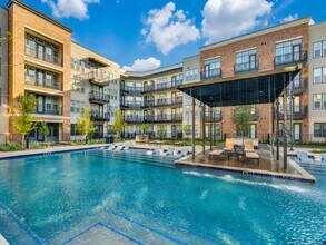 The Beacon in Plano, TX - Foto de edificio - Building Photo