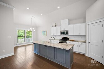 176 Ornate Ave in Fairhope, AL - Building Photo - Building Photo