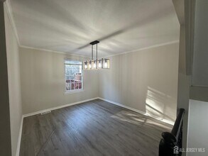 14 James Cubberly Ct in Trenton, NJ - Building Photo - Building Photo