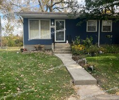 5109-5111 W 78th Ln in Schererville, IN - Building Photo