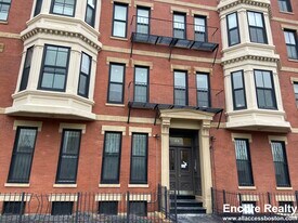 23 Cortes St, Unit 3 in Boston, MA - Building Photo