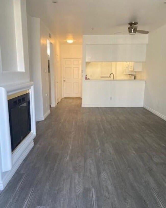 property at 555 Maine Ave