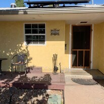 5167 Tipton St in San Diego, CA - Building Photo