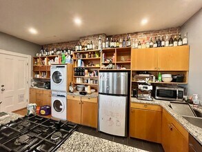 18 Sunset St, Unit 3 in Boston, MA - Building Photo - Building Photo