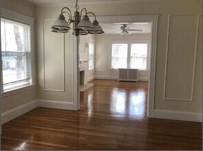 51-53-53 Wyman St in Newton, MA - Building Photo - Building Photo