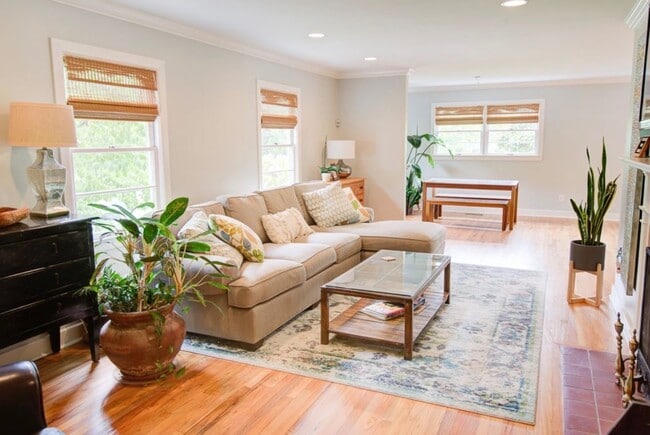 property at 650 Auburn Dr