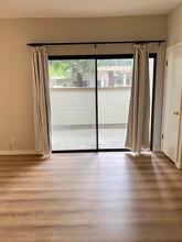 1330 Park Entrance Dr, Unit 1 in San Jose, CA - Foto de edificio - Building Photo