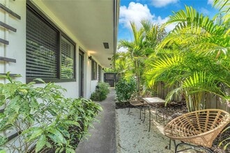 754 NE 40th St, Unit B in Oakland Park, FL - Foto de edificio - Building Photo