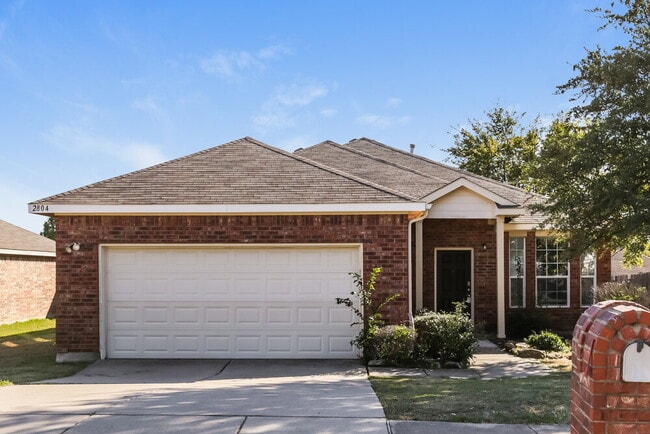 property at 2804 Hilcroft Ave