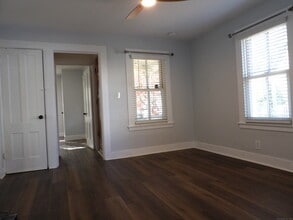 32 Wells Ave in East Hartford, CT - Building Photo - Building Photo