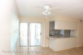 429 SW 47th Terrace in Cape Coral, FL - Foto de edificio - Building Photo