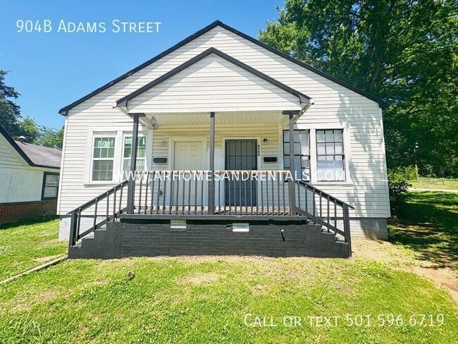 property at 904 Adams St