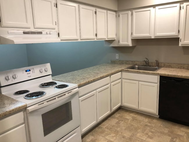 960 E Snow Hill Ave in Wasilla, AK - Building Photo - Building Photo