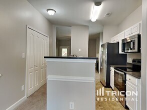 12405 Walden Lea Dr in Huntersville, NC - Building Photo - Building Photo