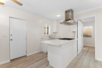 4050-4056 Euclid Ave in San Diego, CA - Building Photo - Building Photo