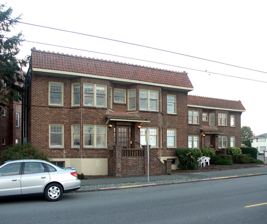 Shoremont Apartments in Seattle, WA - Building Photo